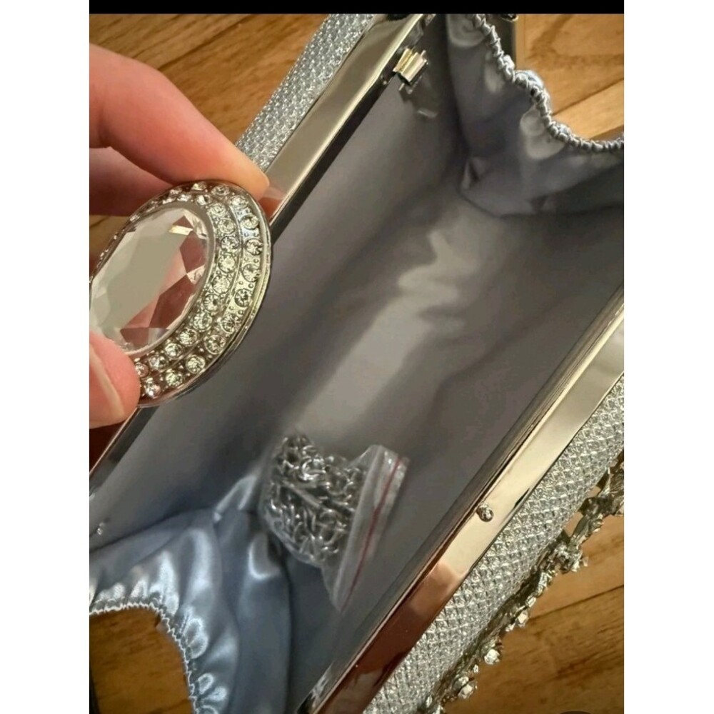 NEW Purse and Necklace set - Picture 3 of 9